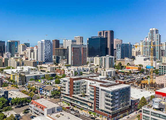F11 Luxury Apartments in San Diego, CA