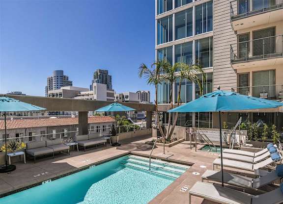 Swimming Pool at F11 Luxury Apartments in San Diego, CA