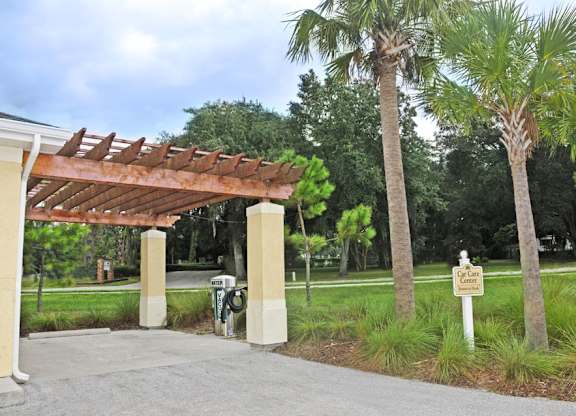 Car Care Center at Claymore Crossings Apartments in Tampa FL