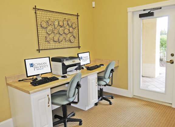 Business Center at Clear Harbor Apartments in Clearwater FL