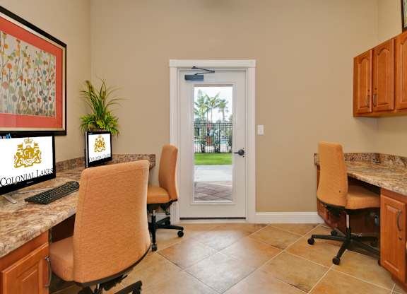 Business Center at Colonial Lakes Apartments in Lake Worth, FL
