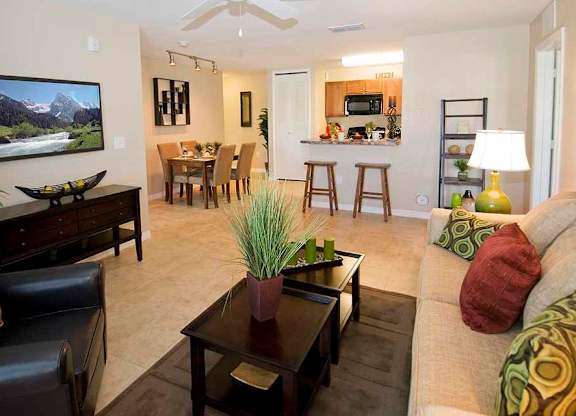 Open-Layout Home at Cross Creek Apartments in Tampa FL