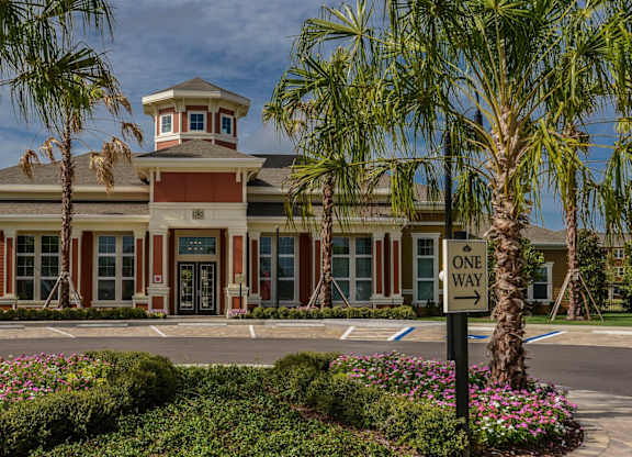 Exterior View at The Sedona, Florida, 33635
