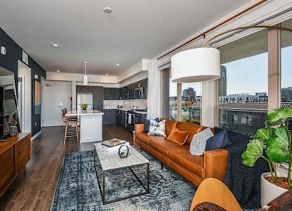 Spacious Layouts at F11 Luxury Apartments in San Diego CA