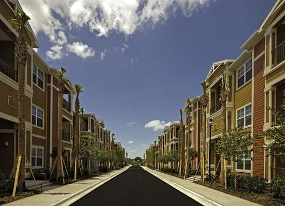 Bayside Court Apartments in Clearwater FL
