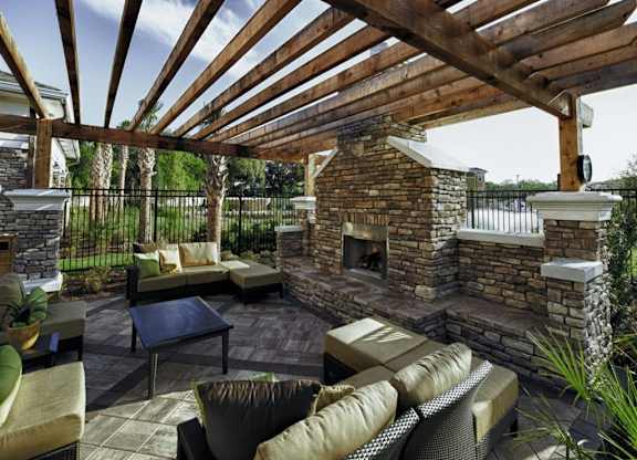 Fireside Lounge at Bennett Creek Apartments in Jacksonville FL