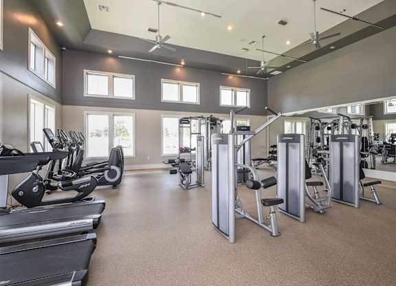 Professional Fitness Center at Lenox Luxury Apartments in Riverview FL