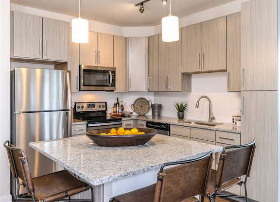 Chef-Style Kitchens at Lenox Luxury Apartments in Riverview FL