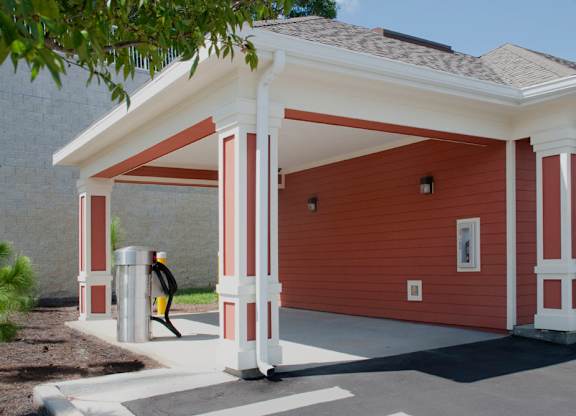 Car Care Center at Grand Reserve Apartments in Zephyrhills, FL