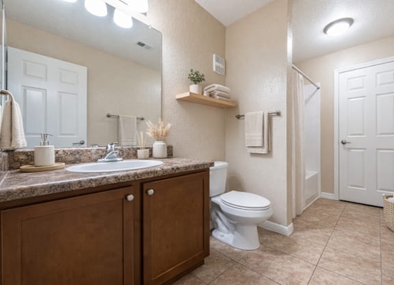 Modern Bathrooms at Kensington Gardens Affordable Apartments in Riverview FL