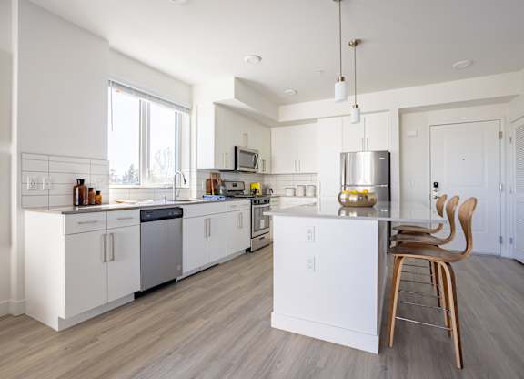 Chef-style kitchen at Chandler Apartments in North Hollywood, North Hollywood