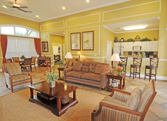 Clubhouse at Meridian Pointe Afforable Apartments in Tampa FL