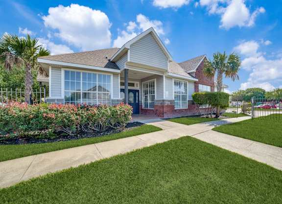 Leasing Office Exterior at Mockingbird Lane Plaza Affordable Apartments in Victoria TX