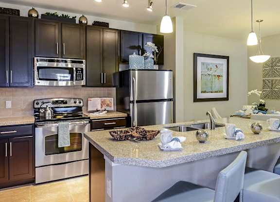 Chef-Style Kitchens The Sedona Luxury Apartments in Tampa, FL
