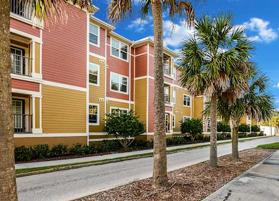 Community Walking Path  at Santos Isle Senior Apartments in Tarpon Springs FL