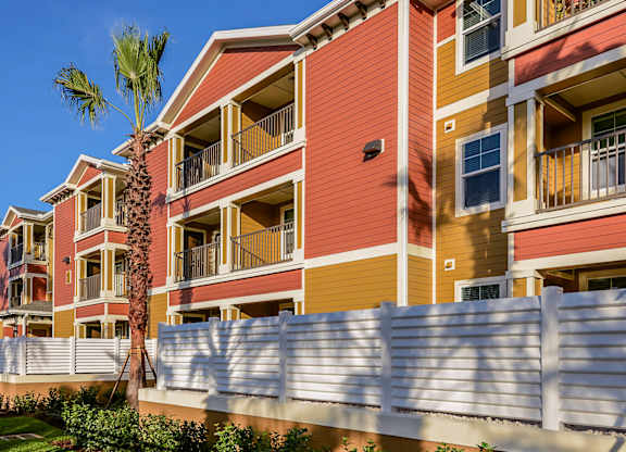 Exterior at Santos Isle Senior Apartments in Tarpon Springs FL