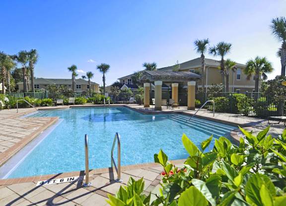 Swimming Pool at Royal Palm Key Affordable Apartments in Tampa FL