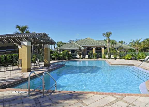 Swimming Pool at Royal Palm Key Affordable Apartments in Tampa FL
