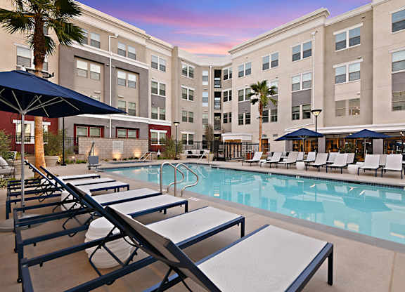 Resort-Style Pool at The Huntington Luxury Apartments in Duarte CA