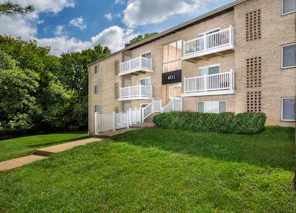 Lush Green Outdoors at Admiral Place, Suitland-Silver Hill