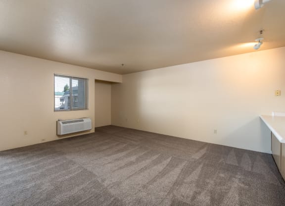 Trendy Master at Altamont Apartments, Rohnert Park, California