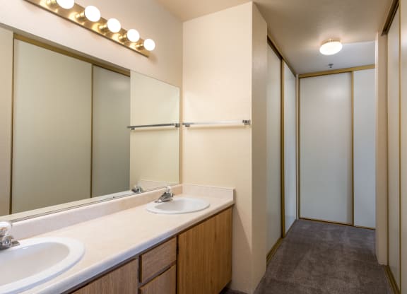 Vanity Lights at Altamont Apartments, Rohnert Park, California