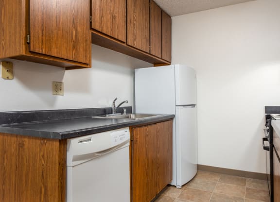Fully Furnished Kitchen at Coddingtown Mall Apartments, Santa Rosa, CA