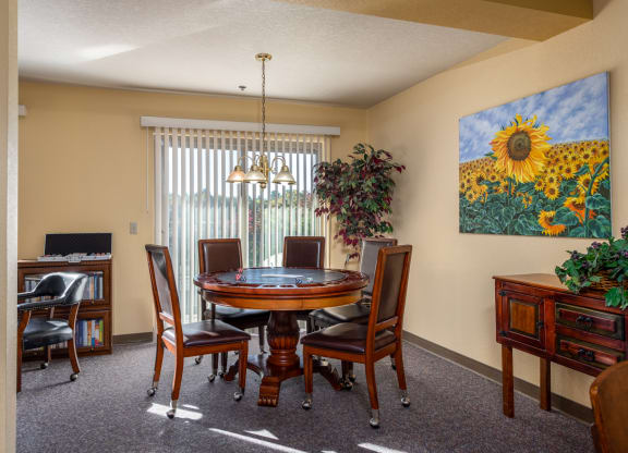 Dining Area at Altamont Apartments, Rohnert Park, CA