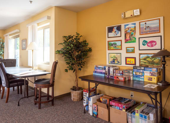 Office Space at Altamont Apartments, Rohnert Park, CA