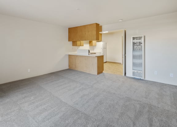 Unfurnished Living Area at Edgewood Apartments, Rohnert Park, CA