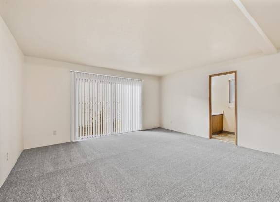 Beige Carpet at Meadowrock Duplexes, Santa Rosa, CA