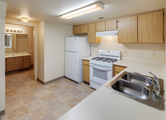 Sink With Faucet at Meadowview Apartments, Santa Rosa, 95407