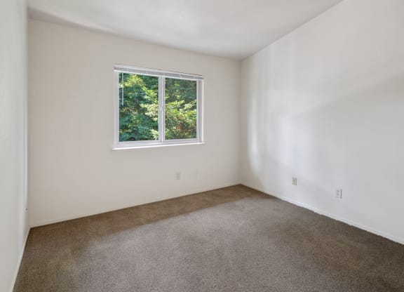 Vacant Bedroom at Meadowview Apartments, Santa Rosa, California