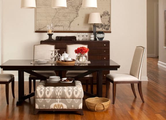 Dining at HIGHGROVE, Connecticut