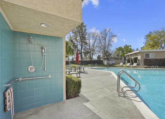 Outdoor shower at Parkside Apartments, Davis, 95616