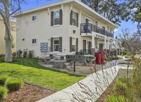 apartment building at Parkside Apartments, Davis, CA