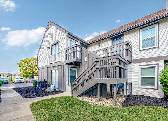 Residential Exterior View at Avia Lofts at Founders Road, Indianapolis, IN, 46268