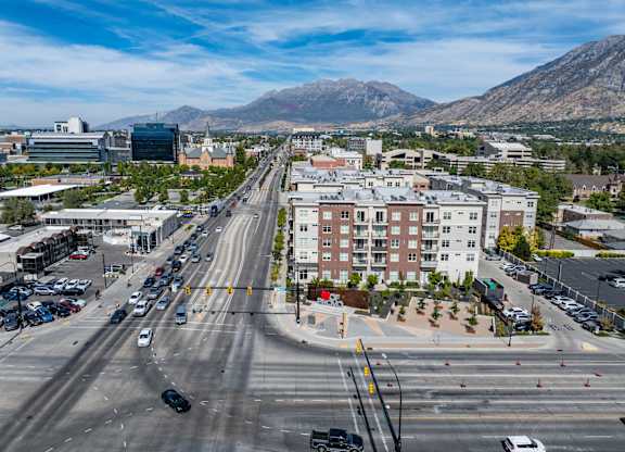 Aerial view of street and buildings at 200 City View, Utah