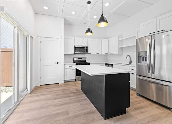 Large Kitchen at Alante Homes at Spring Run, Caldwell, Idaho