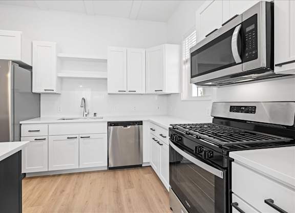Stainless Steel Appliances at Alante Homes at Spring Run, Caldwell, ID, 83607