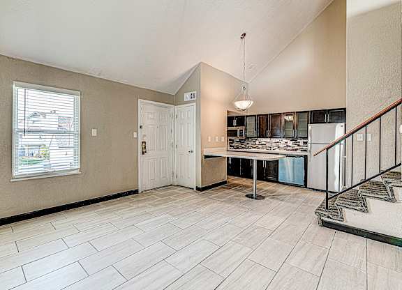 Spacious Living Room at Avia Lofts at Founders Road, Indianapolis, IN, 46268