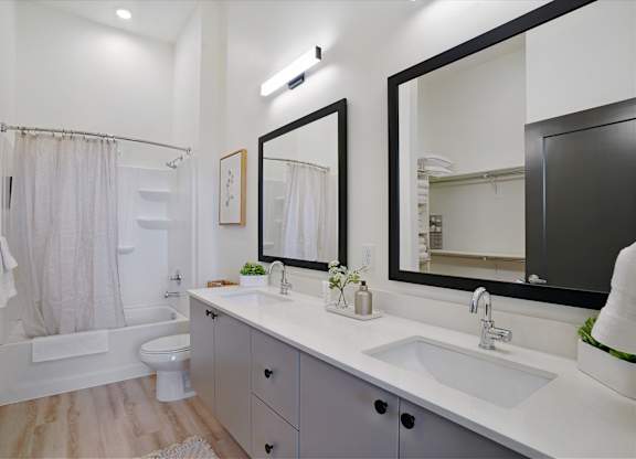 Large Bathroom at Solhavn Apartments, American Fork, Utah