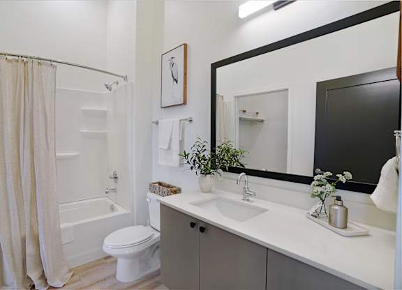 Bathroom with mirror at Solhavn Apartments, Utah