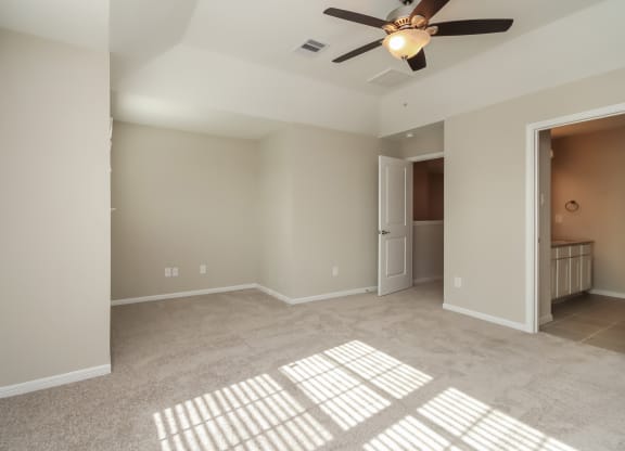 Bedroom with Ceiling Fan at Pradera Oaks, Texas, 77583