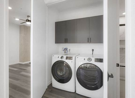 Portola at SouthGlenn Interior Townhomes Laundry Area