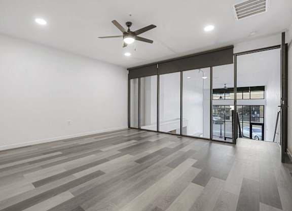 Portola at SouthGlenn Townhomes Living Room