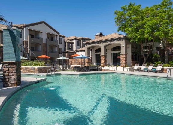 A view of the resort-style pool and spa at Zone apartment rentals, Glendale, AZ.