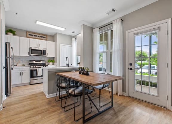 Eat In Kitchen at Harper's Crossing, Pennsylvania