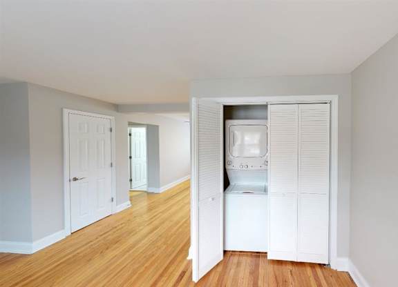 In-home washer and dryer at Alister Morristown, Morristown, NJ