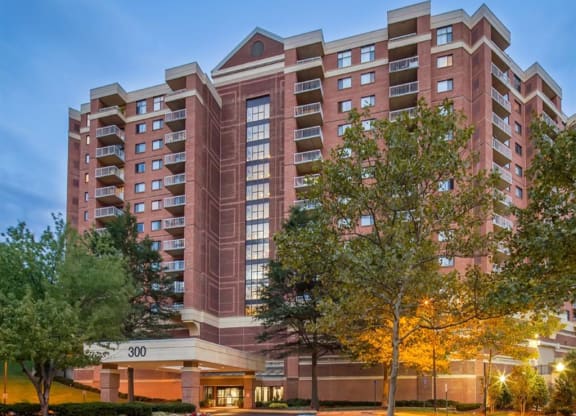 Exterior at Cascade at Landmark, Alexandria, VA, 22304